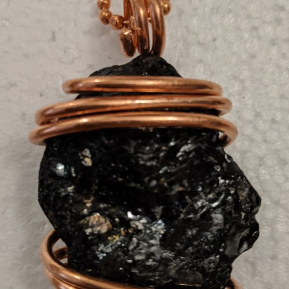 Black Tourmaline Healing Stone with Copper Necklac - Picture 7 of 7